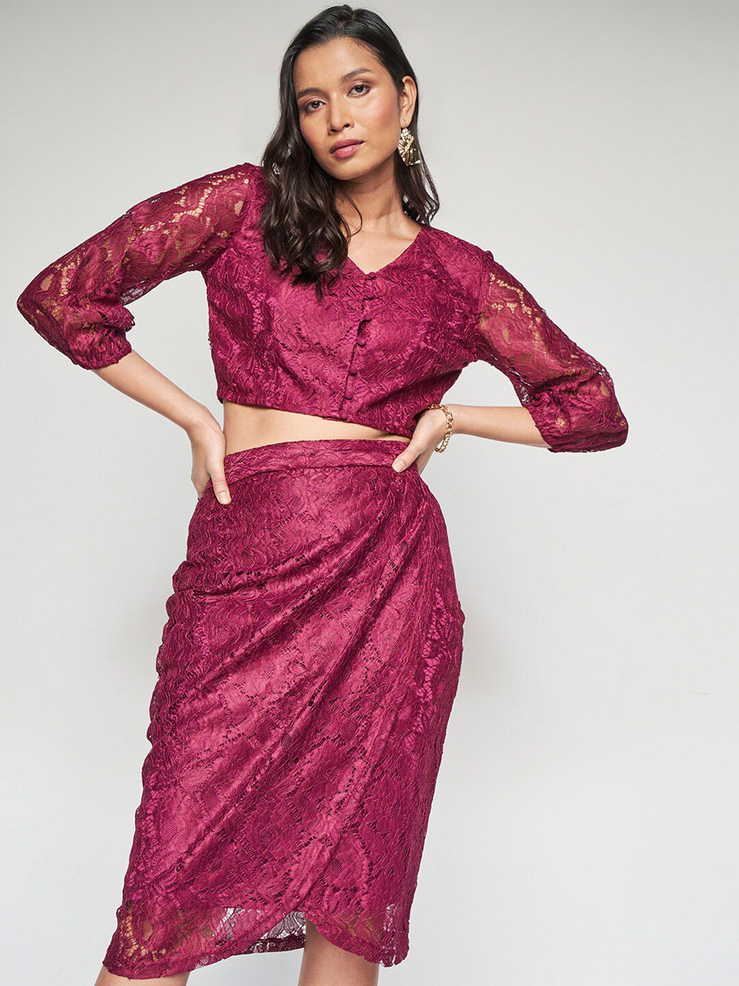 AND Self Design V-Neck Top & Skirt