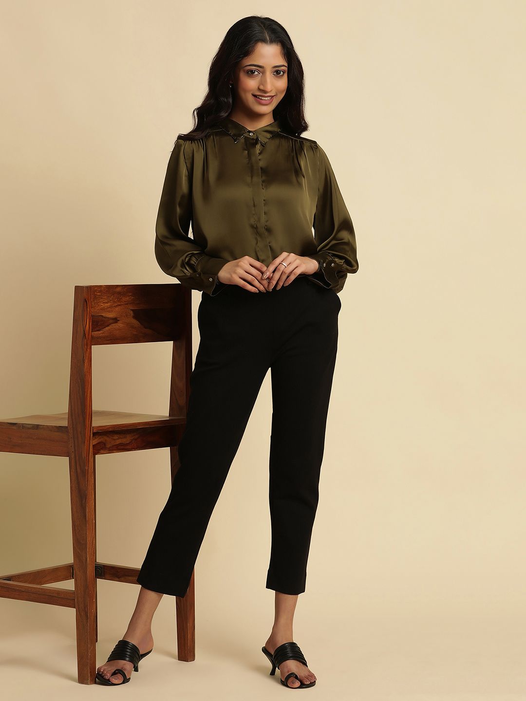 W Spread Collar Satin Shirt
