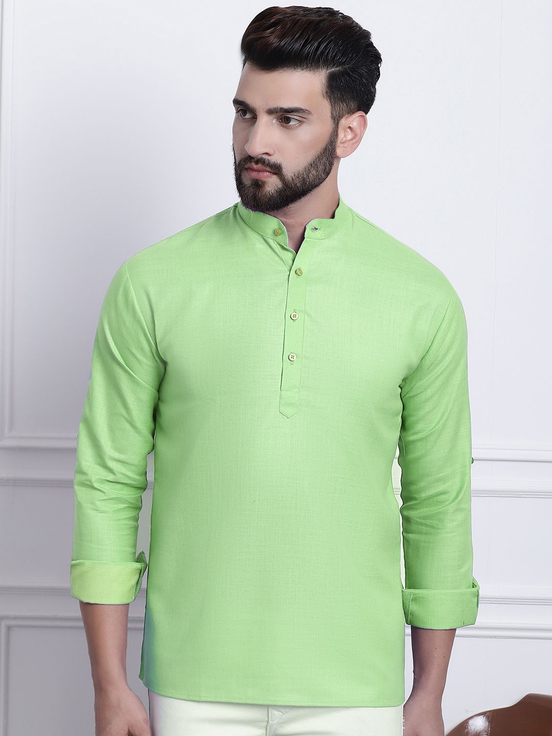 SOJANYA Men Green Solid Straight Kurta