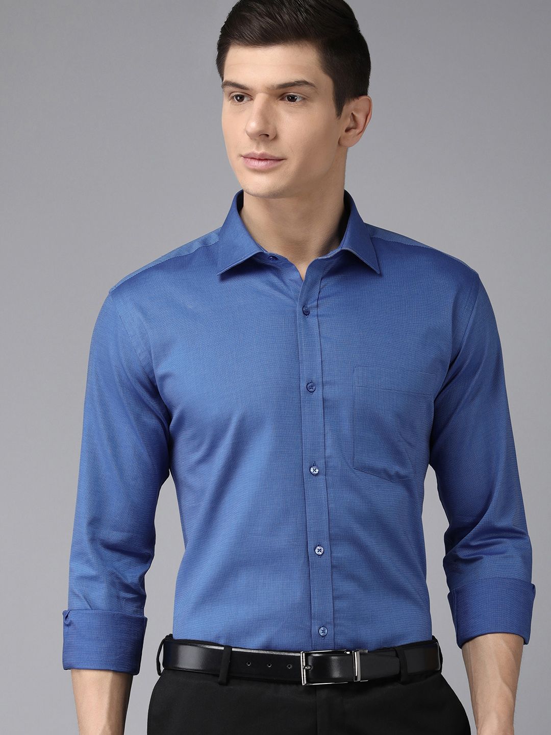 Park Avenue Men Blue Textured Slim Fit Formal Shirt