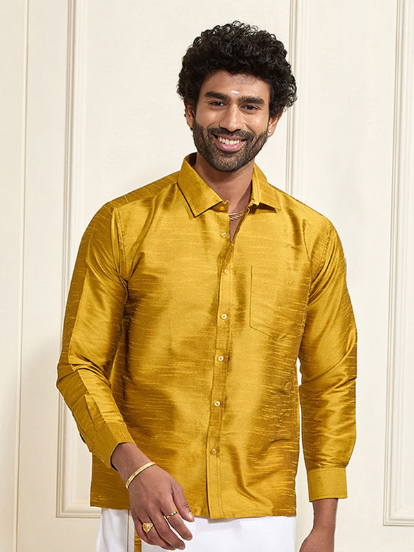 VASTRAMAY Men Mustard Yellow Premium Casual Shirt