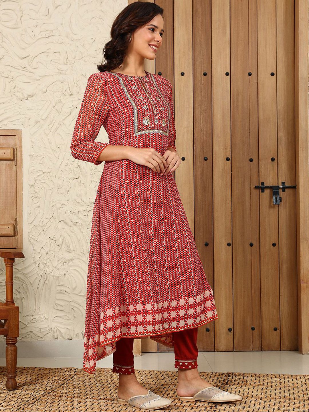 W Women Printed Regular Gotta Patti Kurta with Trousers & With Dupatta