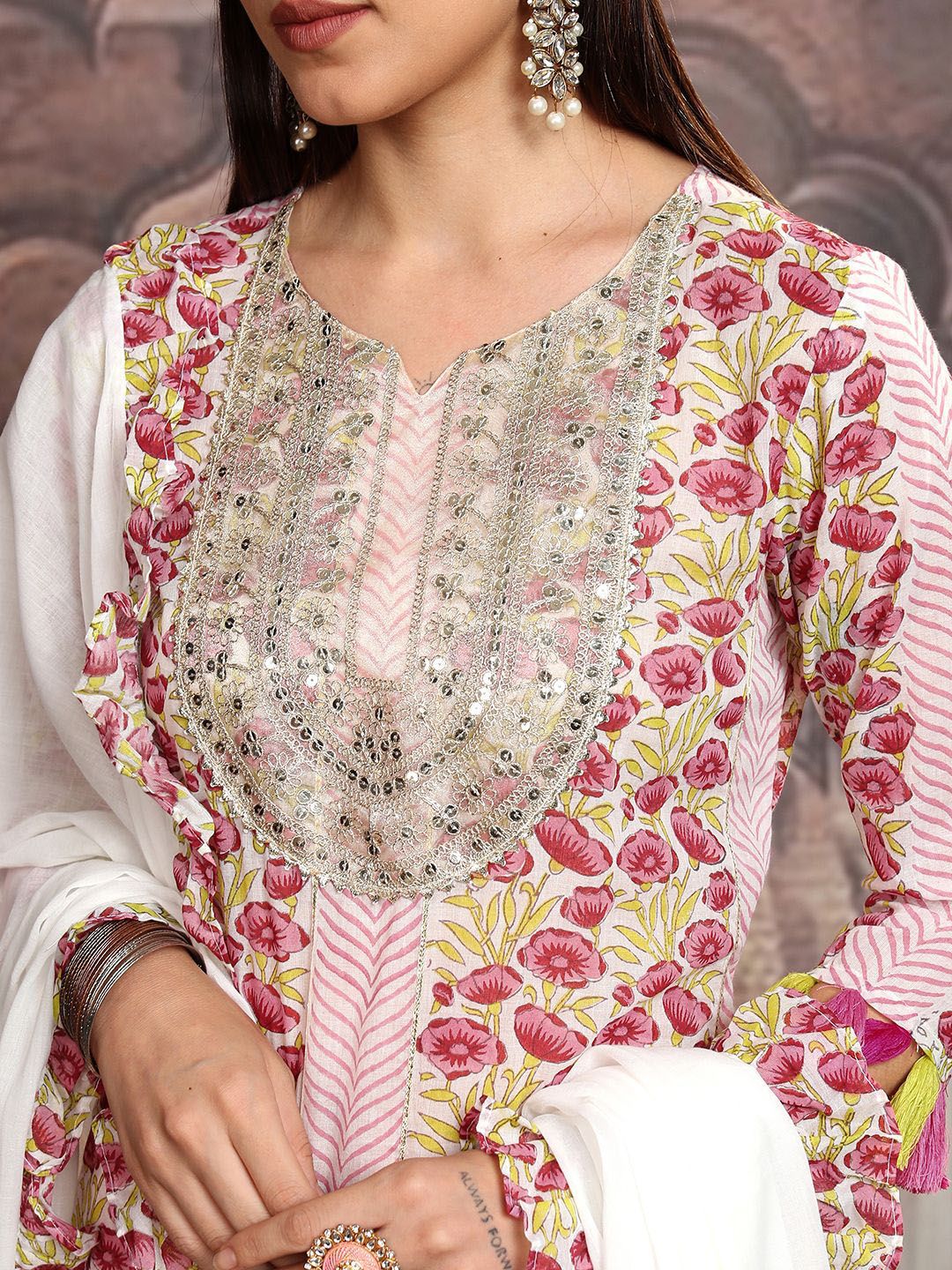Vishudh Women Floral Printed Regular Pure Cotton Kurta with Trousers & With Dupatta