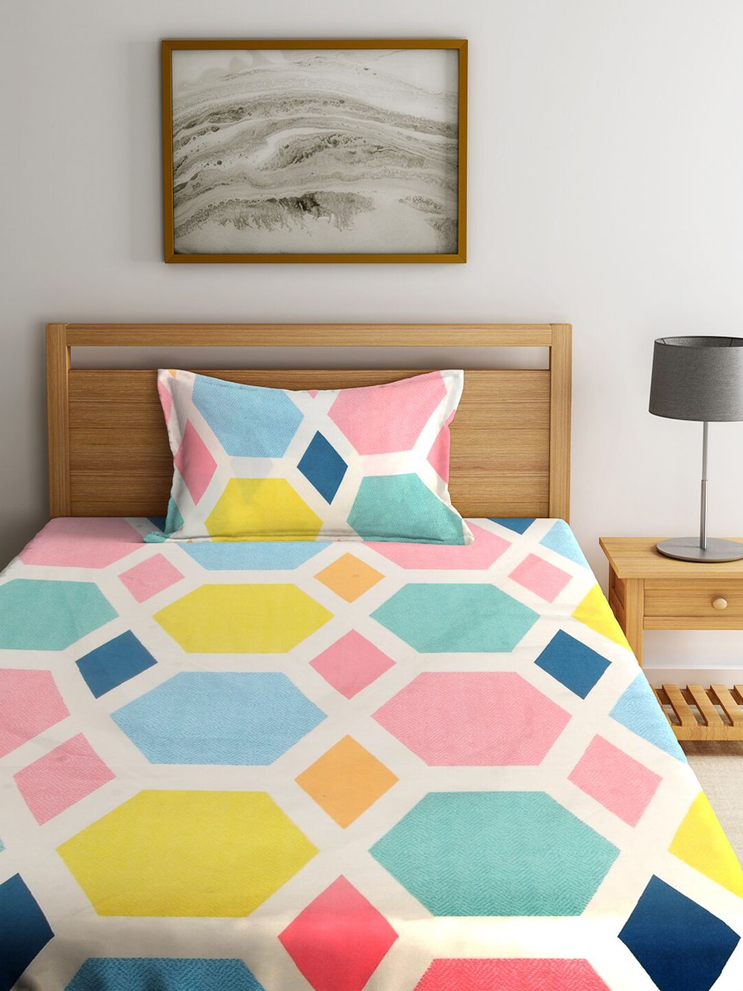 KLOTTHE Set Of 2 Printed 300 TC Single Bedsheet with 2 Pillow Covers