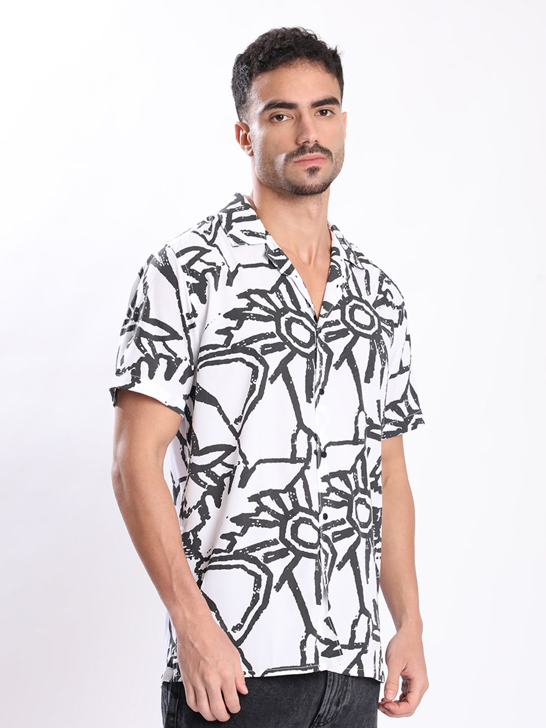Bene Kleed Men Abstract Printed Cuban Collar Casual Shirt