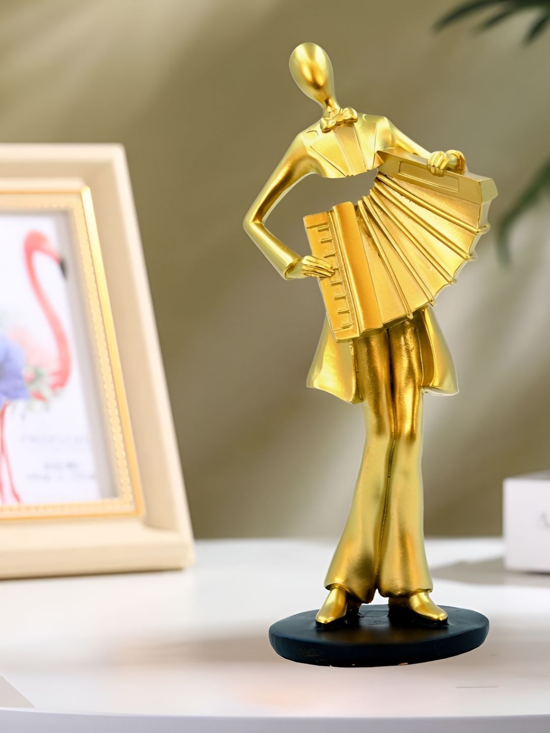 Cortina Resin Golden Sculpture Art Decor Statue for Home Decor