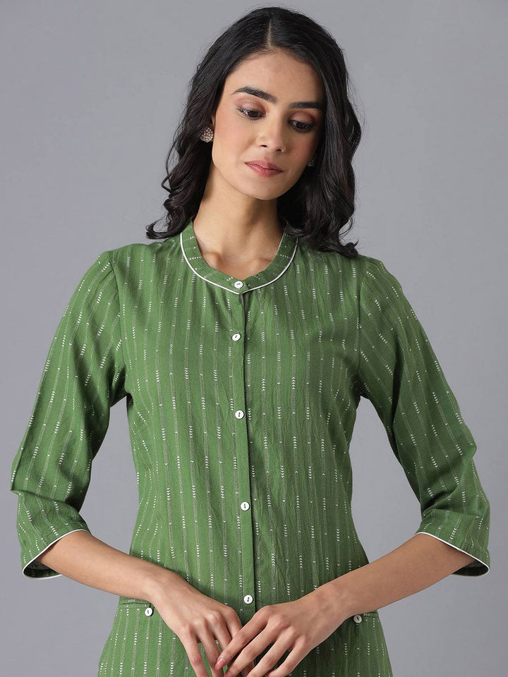 AURELIA Women Green Cotton Kurta