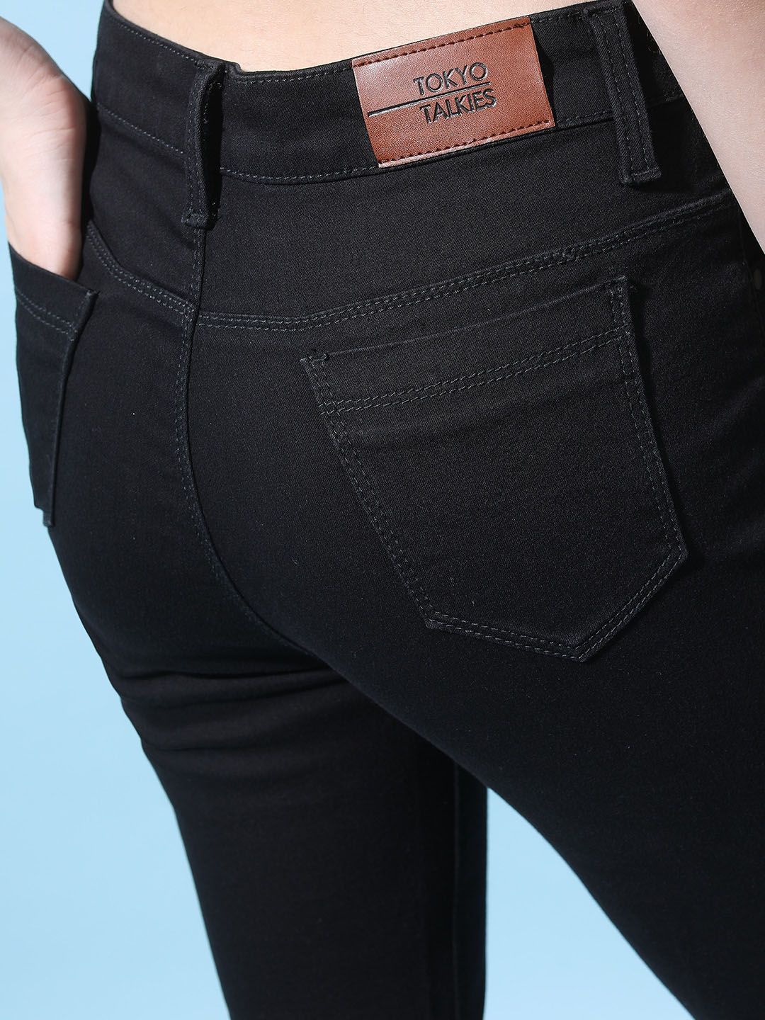 Tokyo Talkies Women Slim Fit Mid-Rise Stretchable Jeans