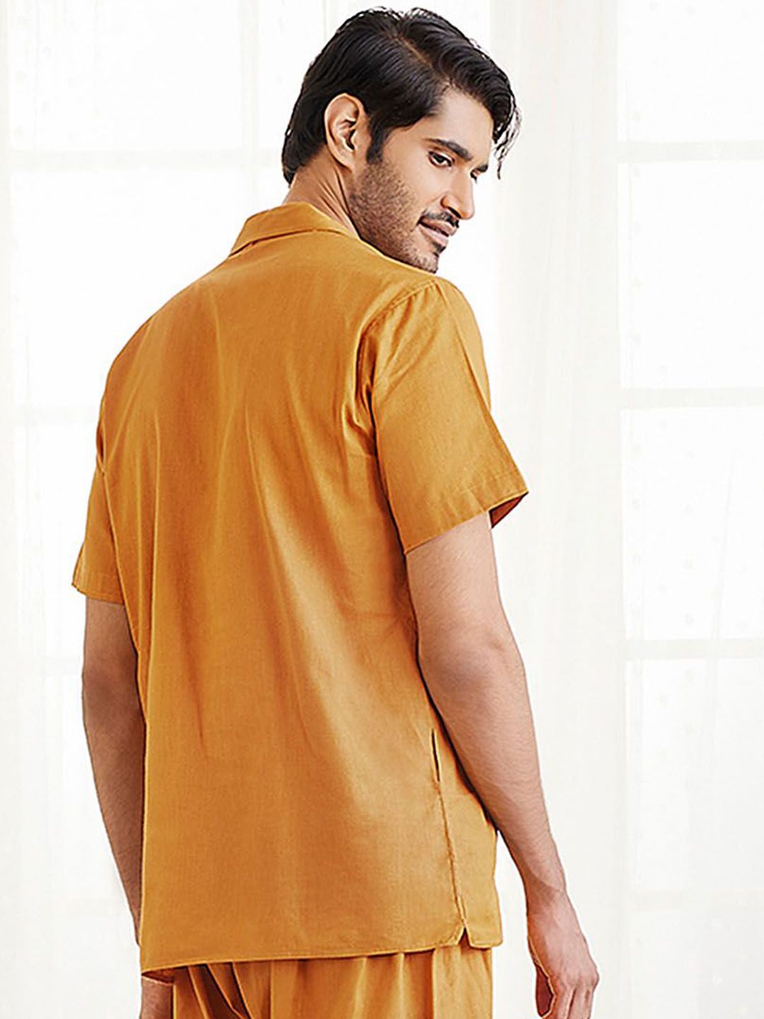 VASTRAMAY Shirt Collar Short Sleeves Cotton Straight Short Kurta