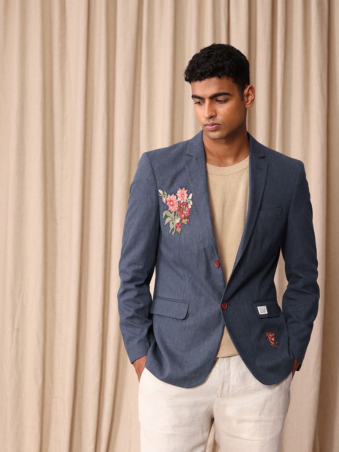 Mr Bowerbird Floral Embroidered Tailored Fit Single-Breasted Casual Blazer