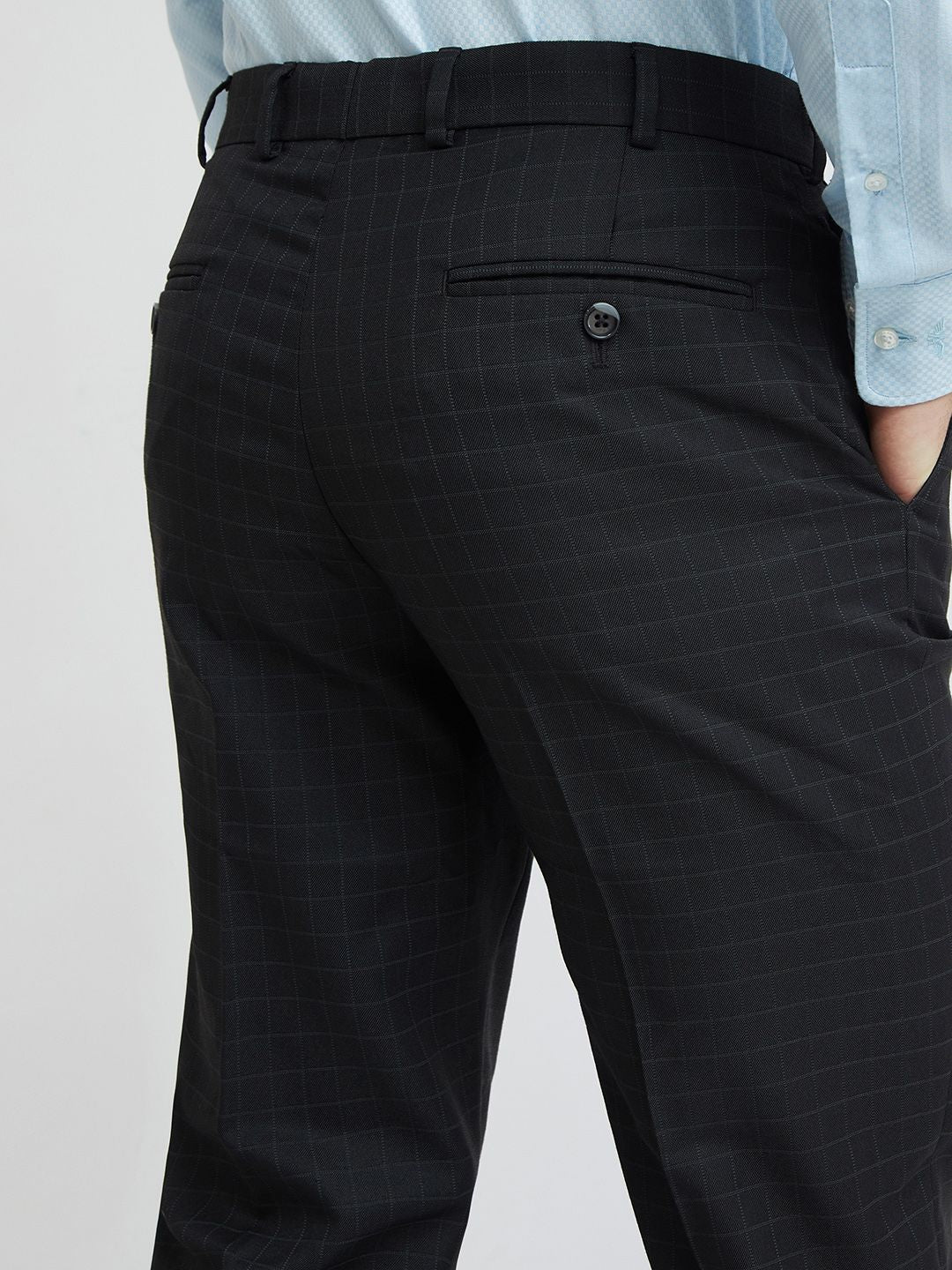 Park Avenue Men Checked Formal Trousers