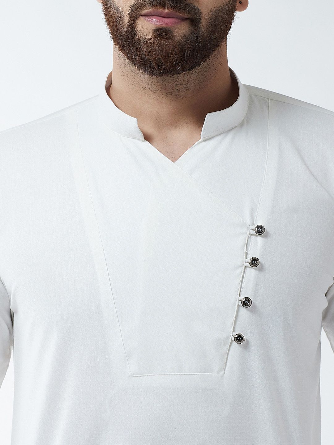 SOJANYA Men Off-White Solid Straight Kurta