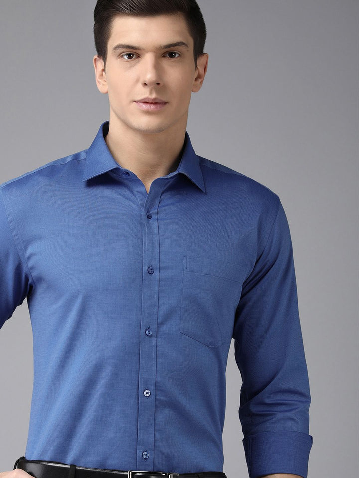 Park Avenue Men Blue Textured Slim Fit Formal Shirt