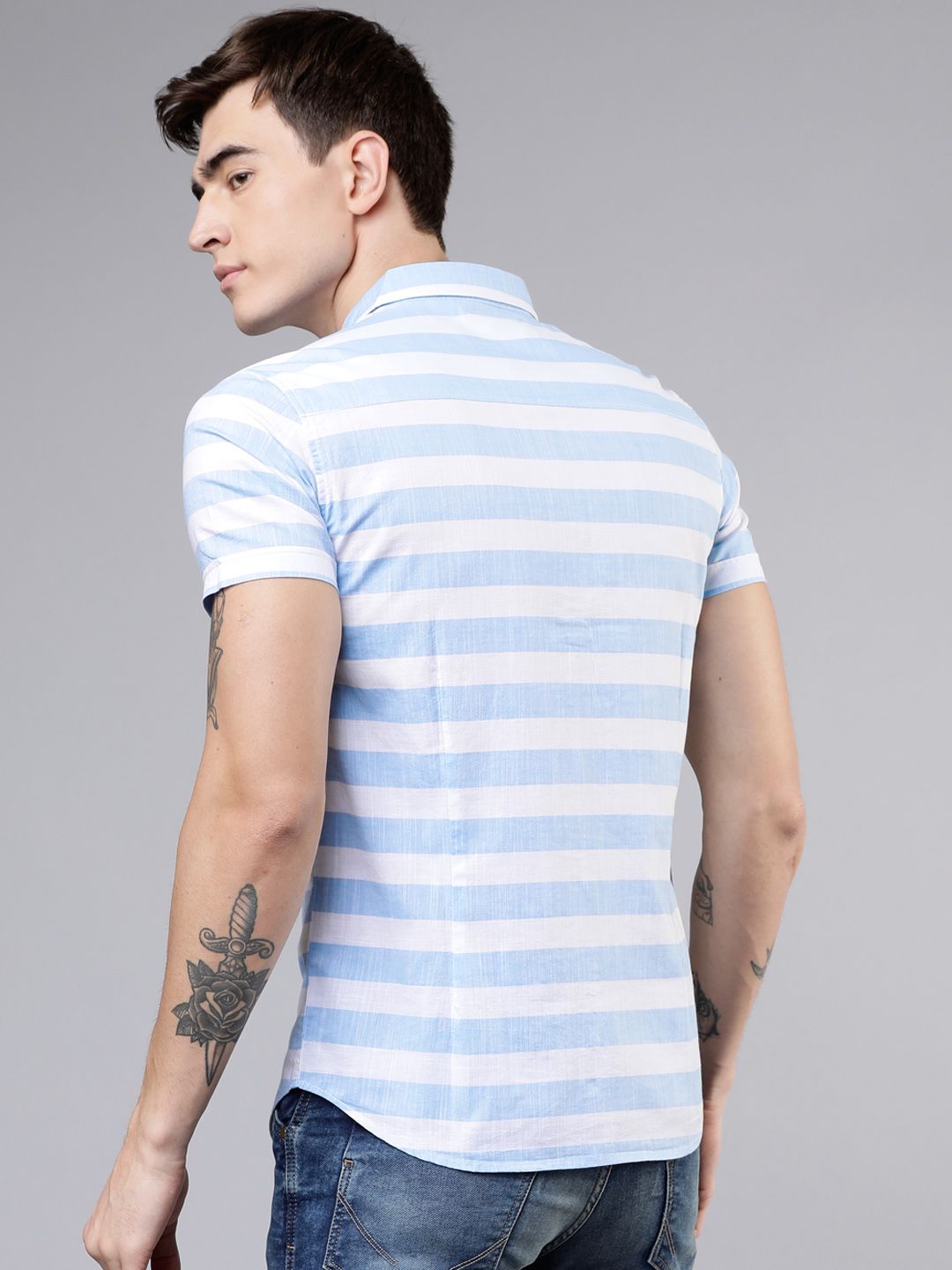 HIGHLANDER Men White & Blue Slim Fit Striped Casual Shirt
