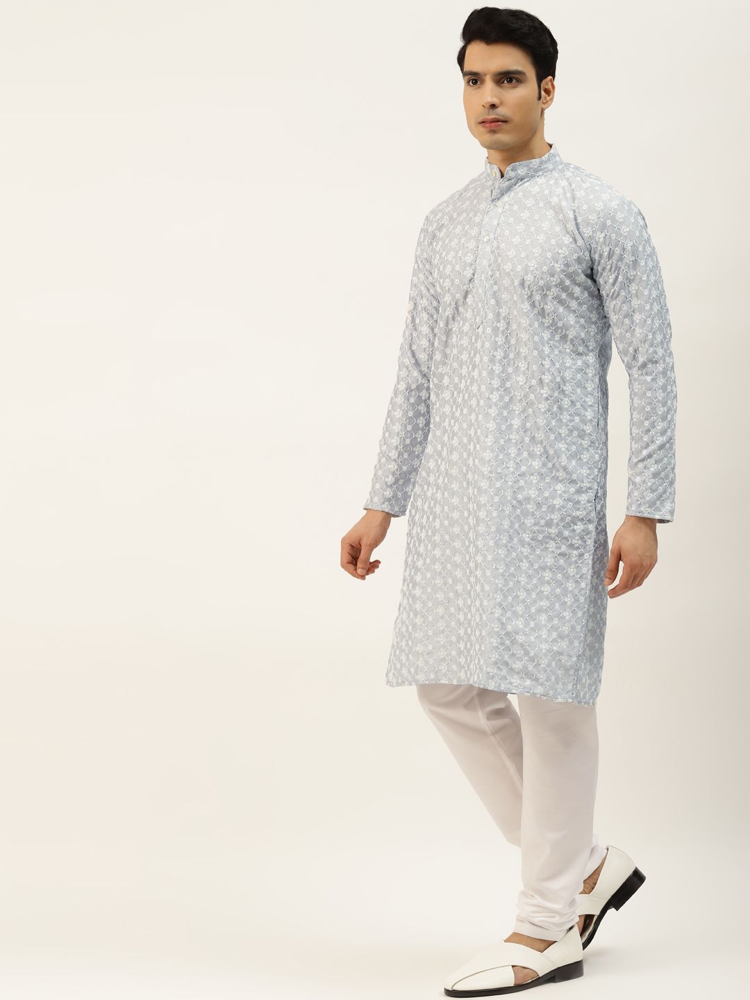 SOJANYA Kurta Bersulam Chikankari Kelabu Lelaki dengan Jaket Churidar & Nehru