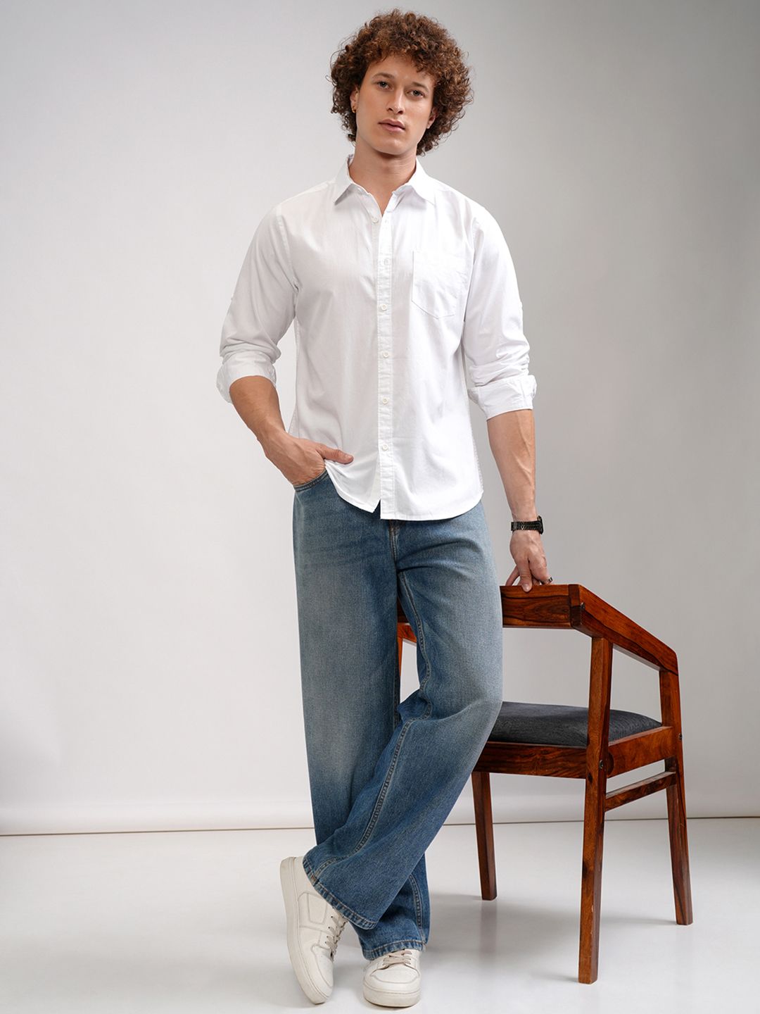HIGHLANDER Men White Slim Fit Casual Shirt