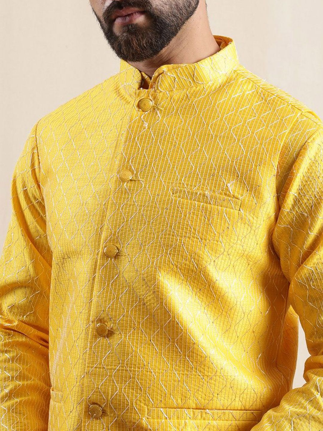 Anouk Men Sulam Kurta Biasa dengan Baju Tidur & Jaket Nehru