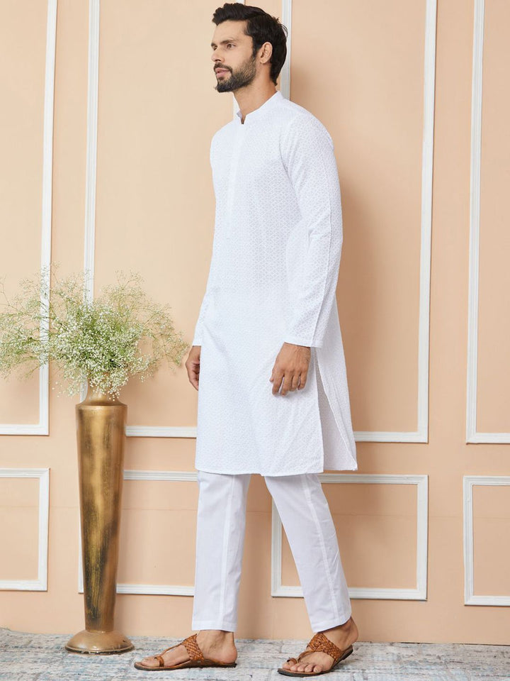 See Designs Mandarin Collar Long Sleeves Geometric Thread Work Pure Cotton Straight Kurta