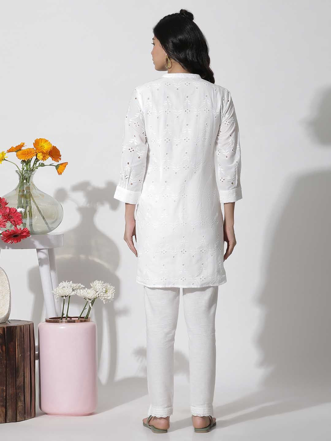 W White Floral Embroidered Cotton Kurta