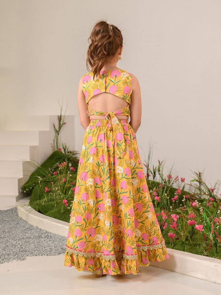 pspeaches Girls Printed Sequinned Ready to Wear Lehenga Choli With Dupatta