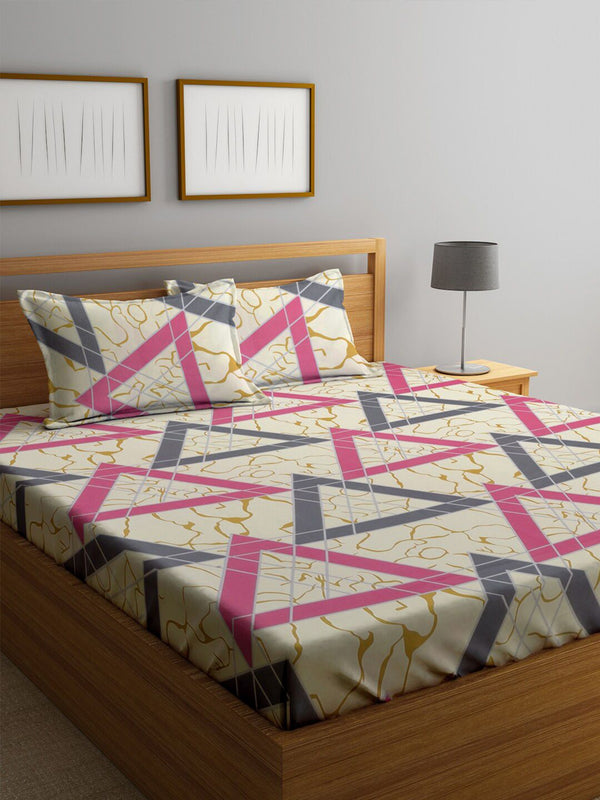 KLOTTHE Yellow & Pink Geometric Printed 300 TC King Bedsheet With 2 Pillow Covers