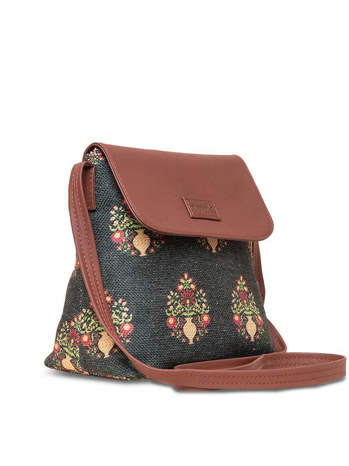 ZOUK Ethnic Motifs Printed Swagger Sling Bag