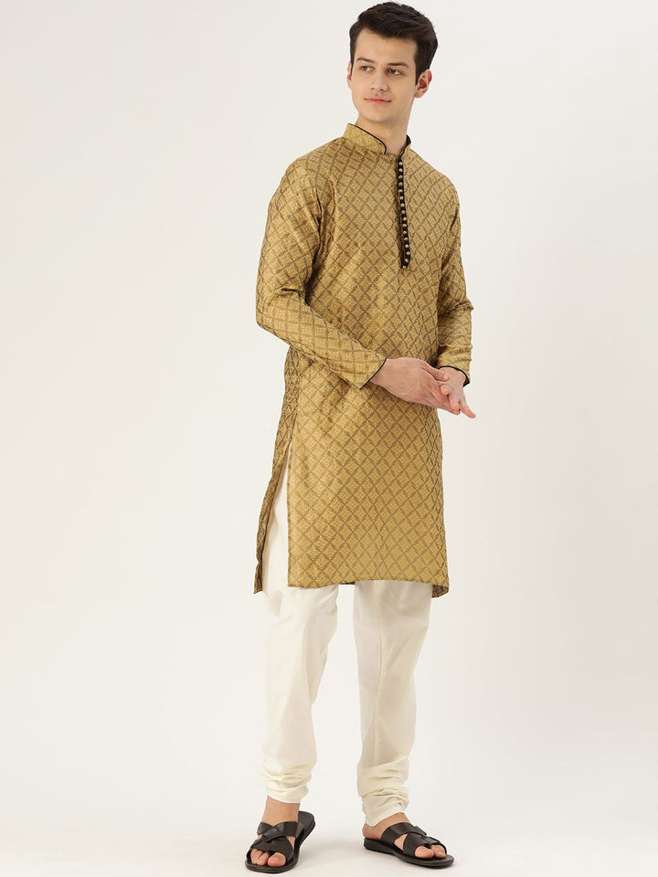 SOJANYA Men Golden Woven Design Straight Kurta