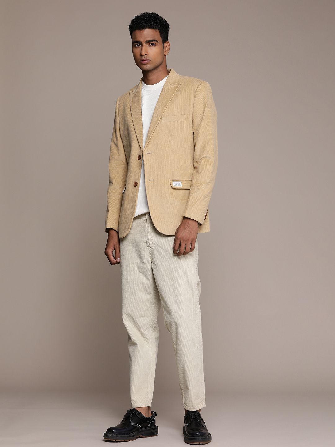 Mr Bowerbird Pure Cotton Corduroy Single-Breasted Tailored Fit Blazers
