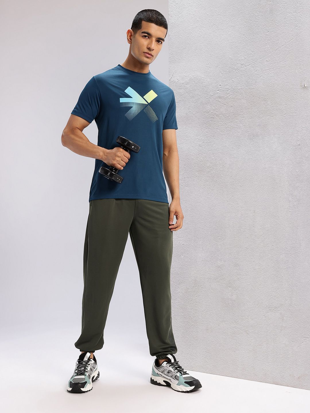 HRX by Hrithik Roshan Men Mid-Rise Rapid-Dry Training Joggers