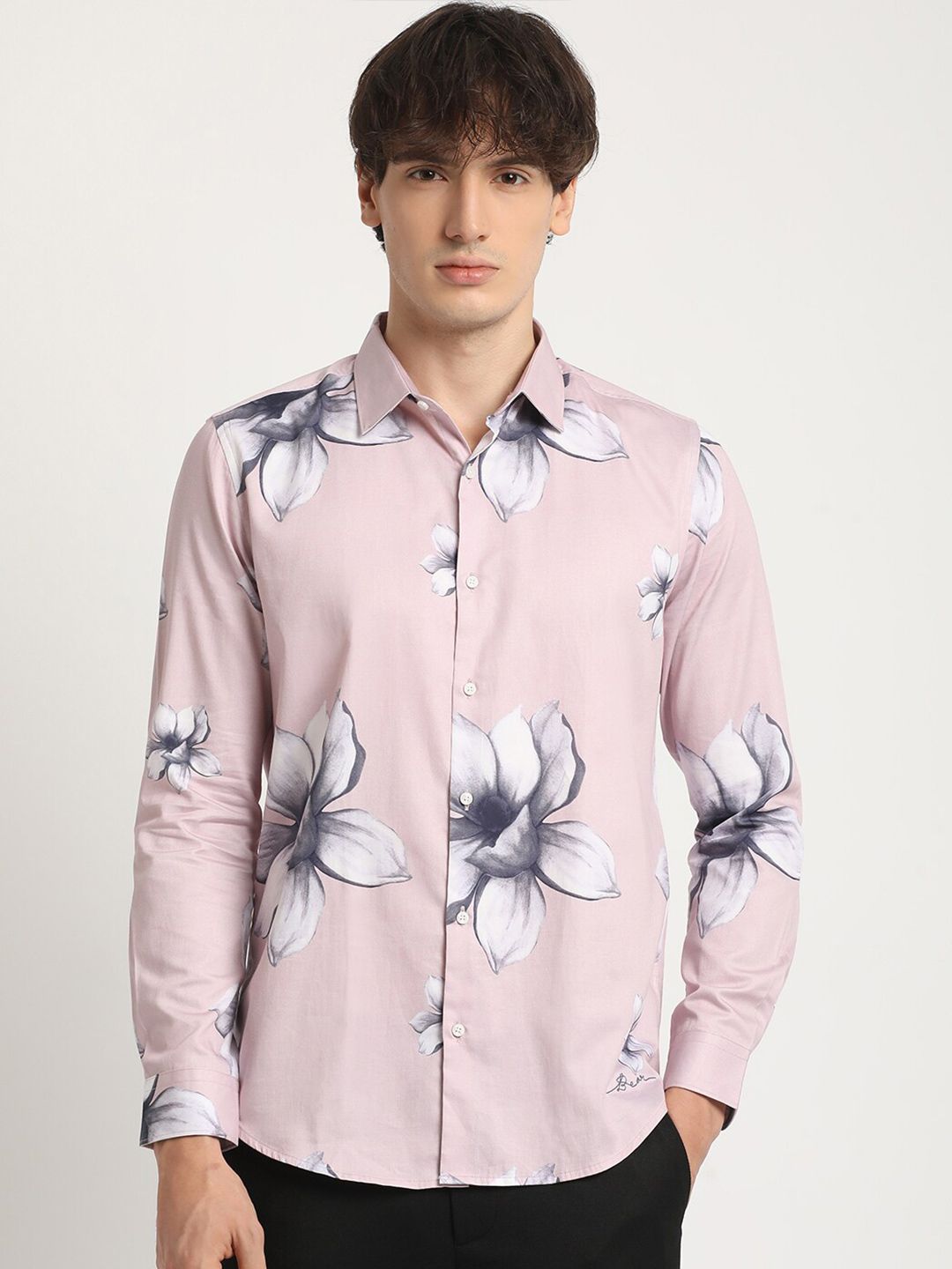 THE BEAR HOUSE Men FloralPrinted Slim Fit Casual Shirt