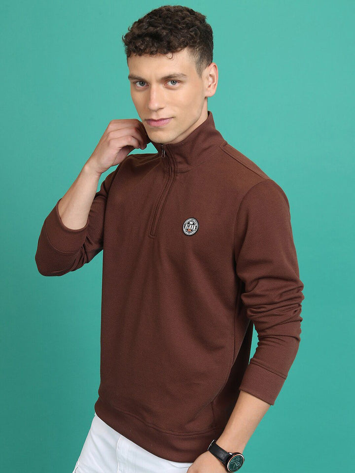 HIGHLANDER High Neck Sweatshirt