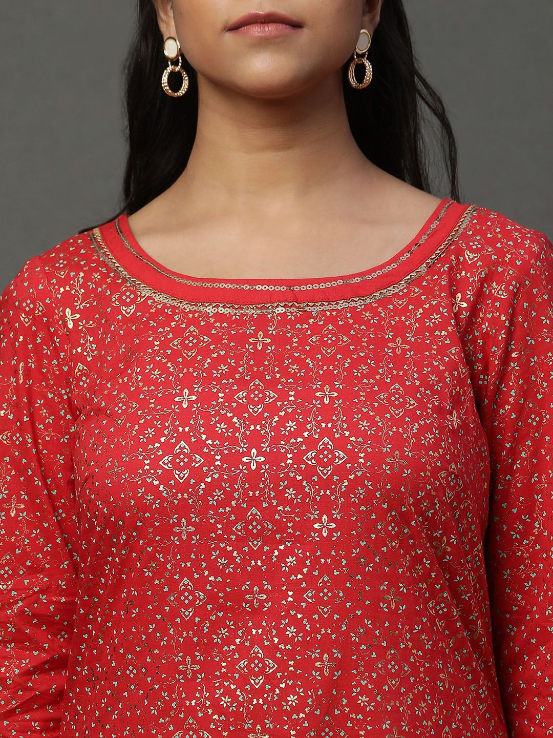 AURELIA Floral Foil Printed Sequined & Gotta Patti Pure Cotton Straight Kurta
