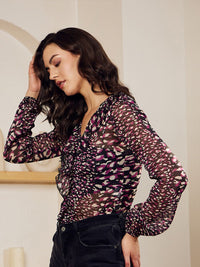 Berrylush Black Animal Printed V-Neck Puff Sleeves Ruffles Top