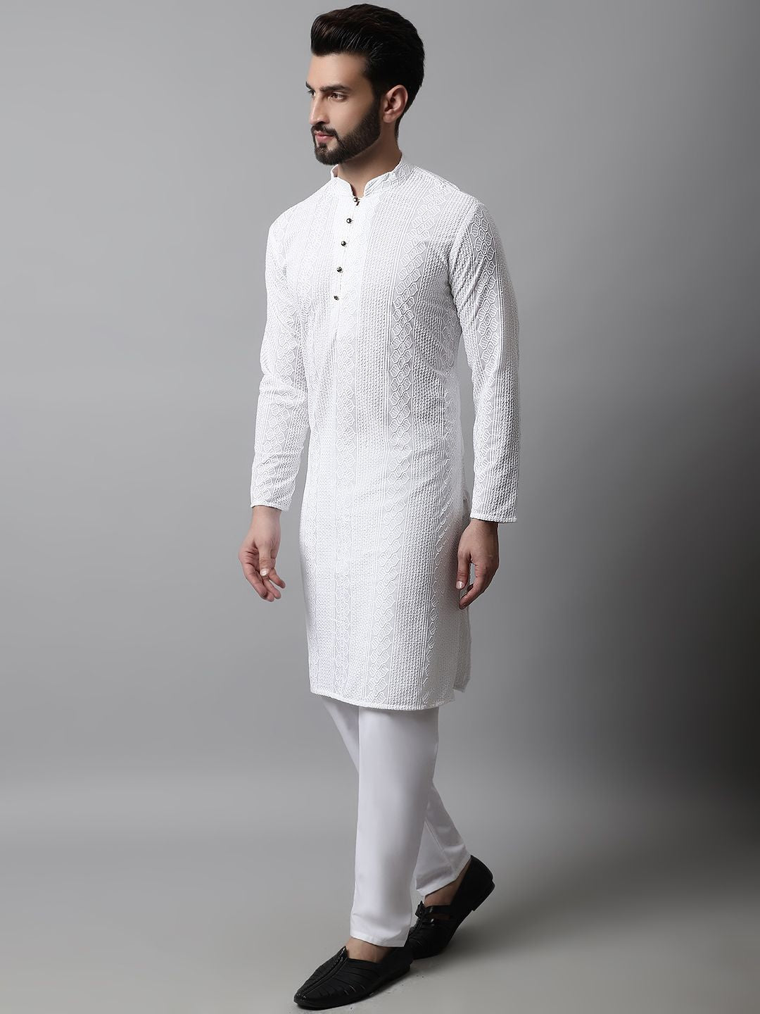 Jompers Men White Embroidered Kurta with Pyjamas
