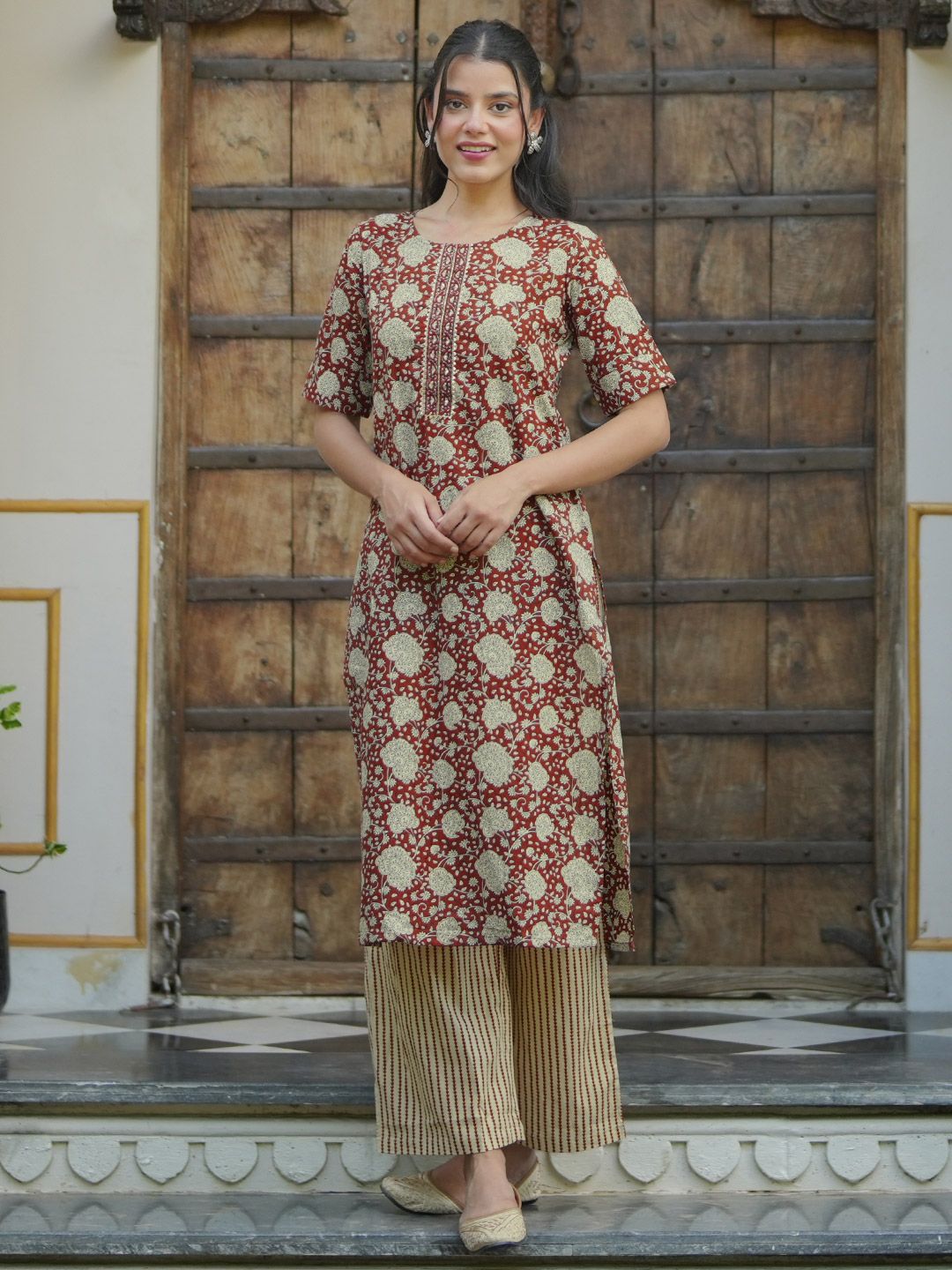Libas Floral Printed Regular Gotta Patti Pure Cotton Straight Kurta with Palazzos