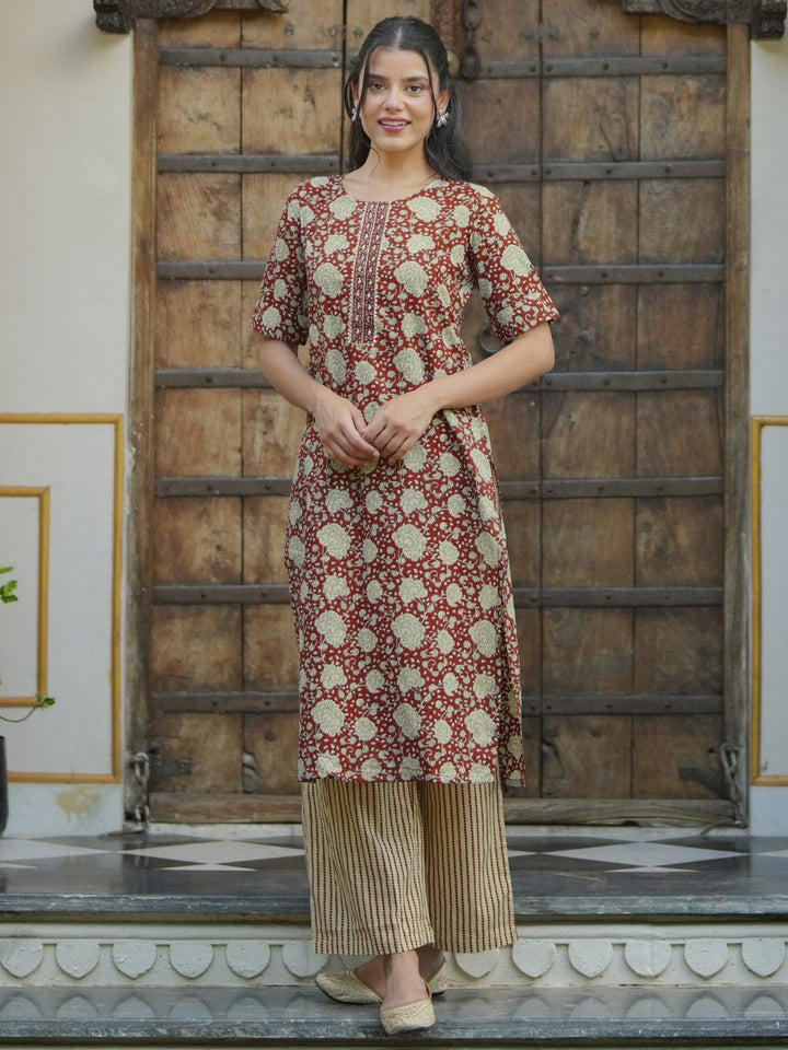 Libas Floral Printed Regular Gotta Patti Pure Cotton Straight Kurta with Palazzos