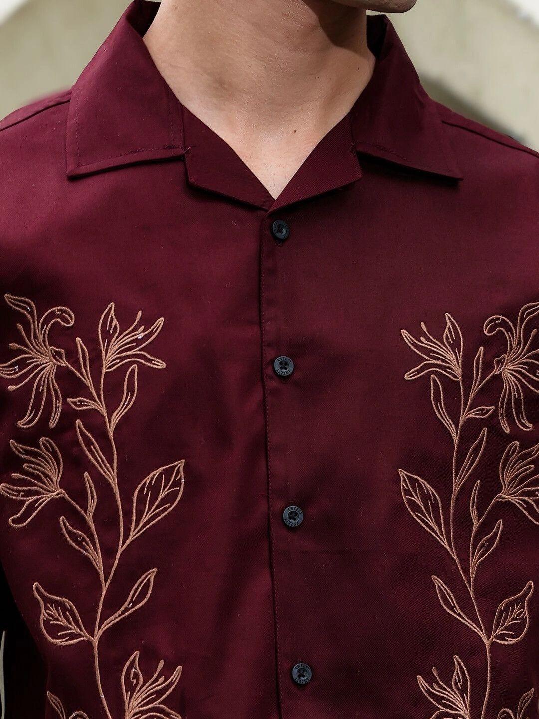 Eszett Men Classic Floral Printed Casual Shirt