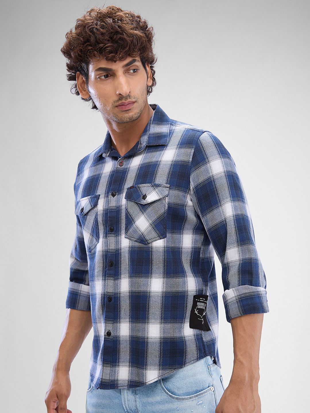 SPYKAR Men Slim Fit Opaque Checked Spread Collar Casual Shirt