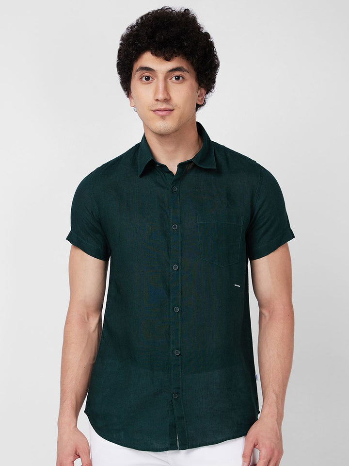 SPYKAR Spread Collar Short Sleeves Curved Casual Shirt