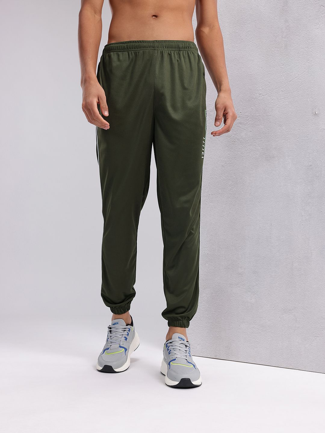 HRX by Hrithik Roshan Men Rapid-Dry Training Joggers