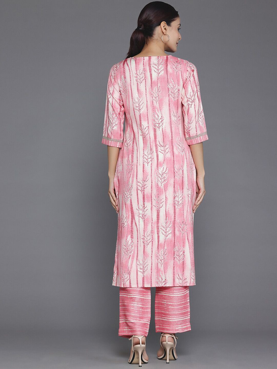 Libas Printed Regular Kurta with Trouser
