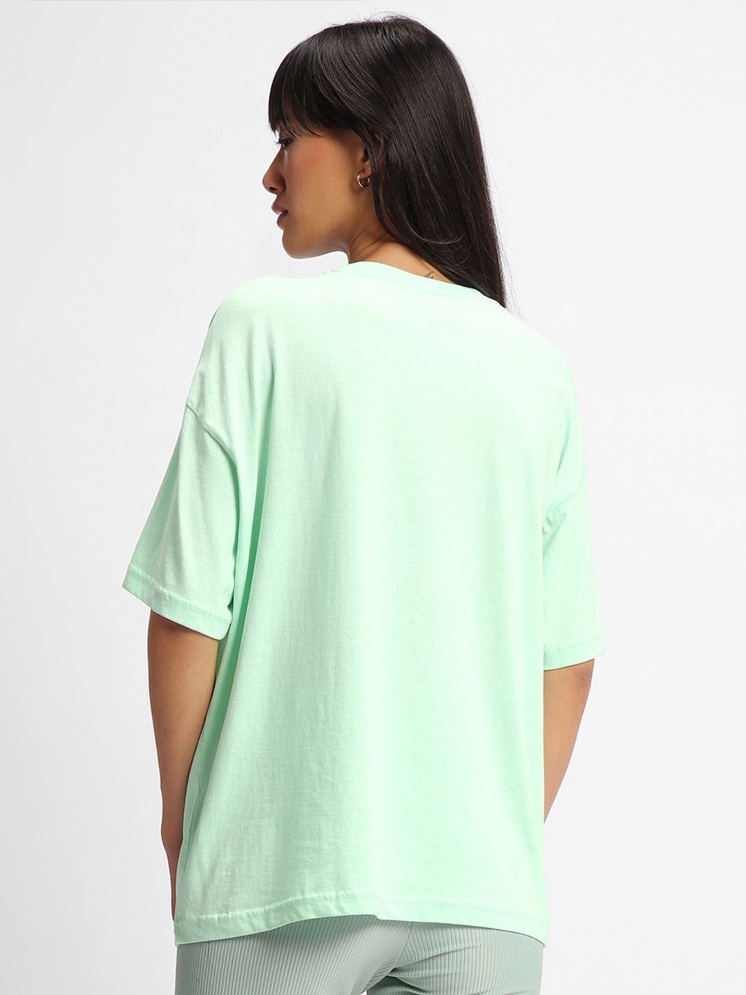 Bewakoof Women Graphic Printed Round Neck Cotton Oversized T-shirt