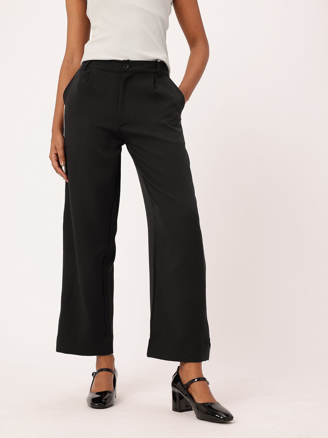 DressBerry Women Modern Vibe Side Piping Detail Pleated Trousers
