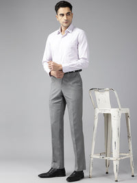Park Avenue Men Checked Formal Trousers