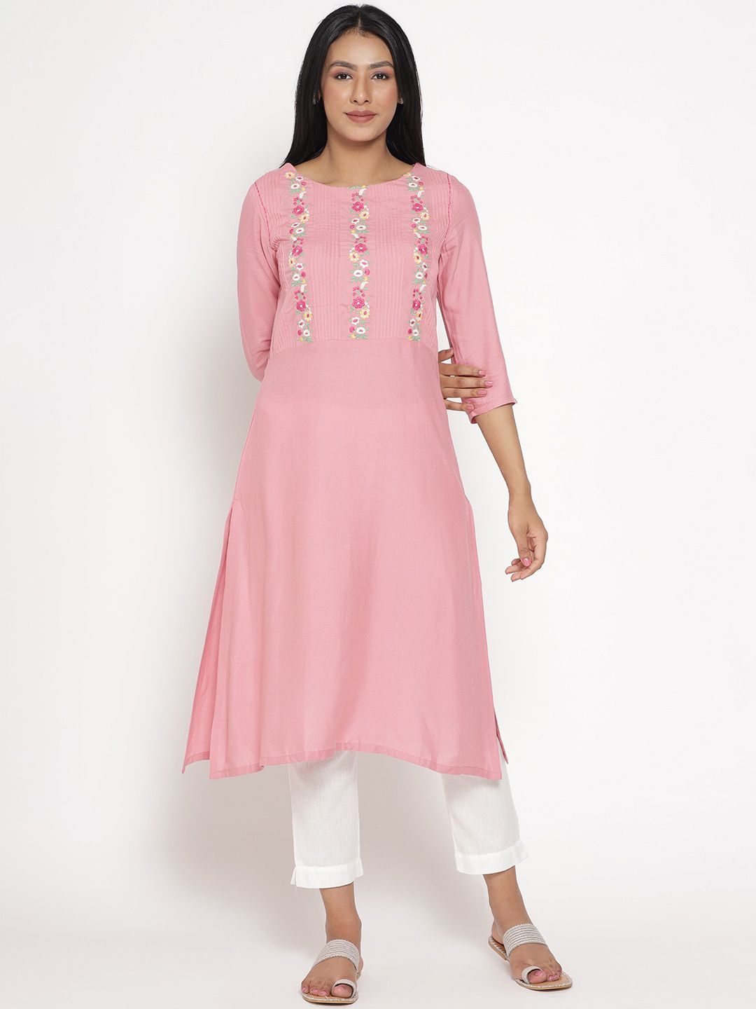 W Women Floral Embroidered Thread Work  Kurta