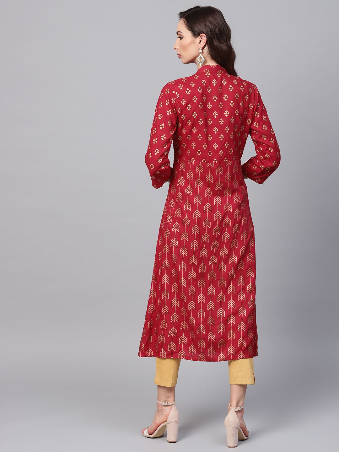 SOJANYA Women Maroon & Golden Foil Print A-Line Kurta