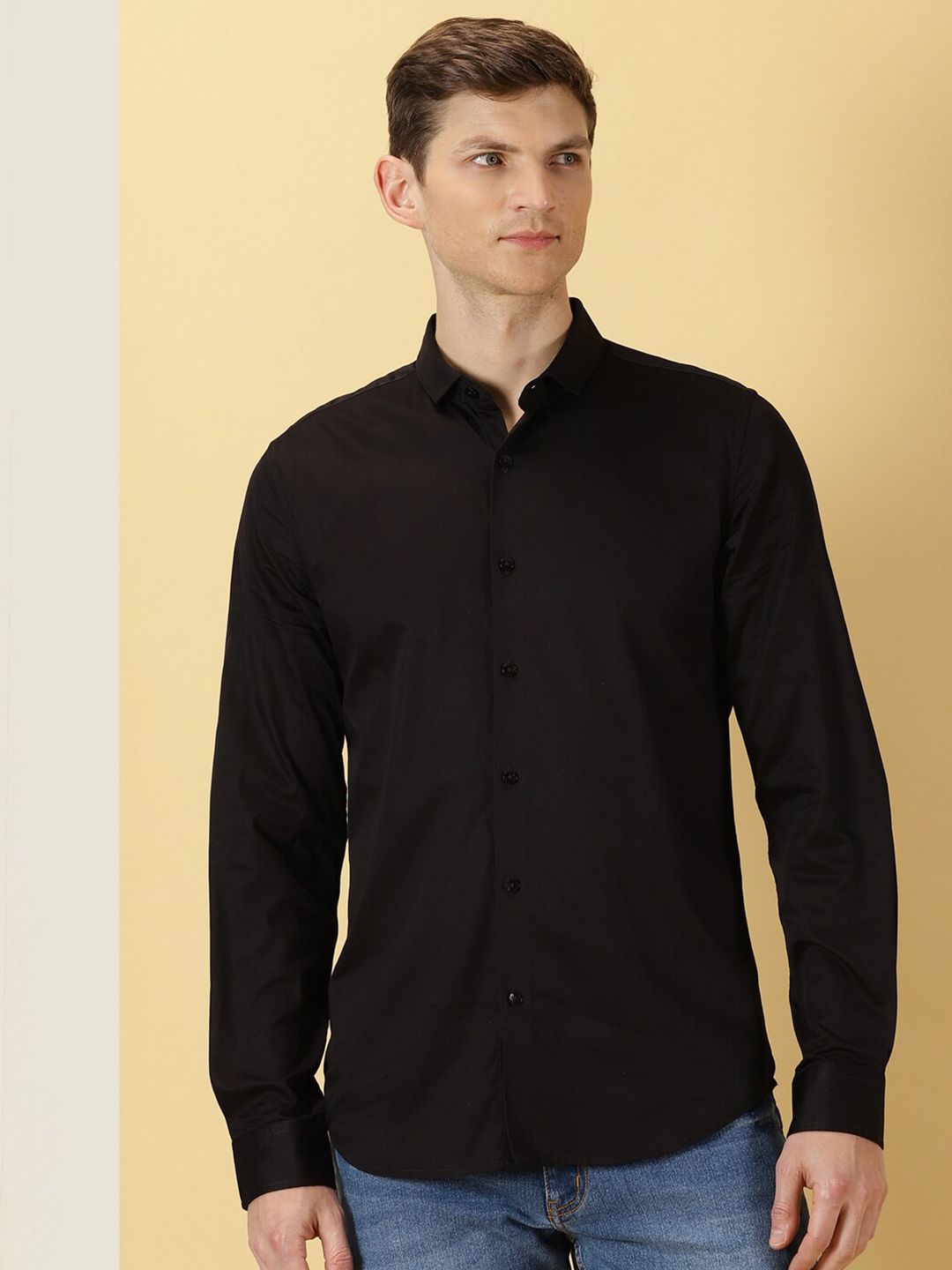 Thomas Scott Classic Slim Fit Spread Collar Casual Shirt