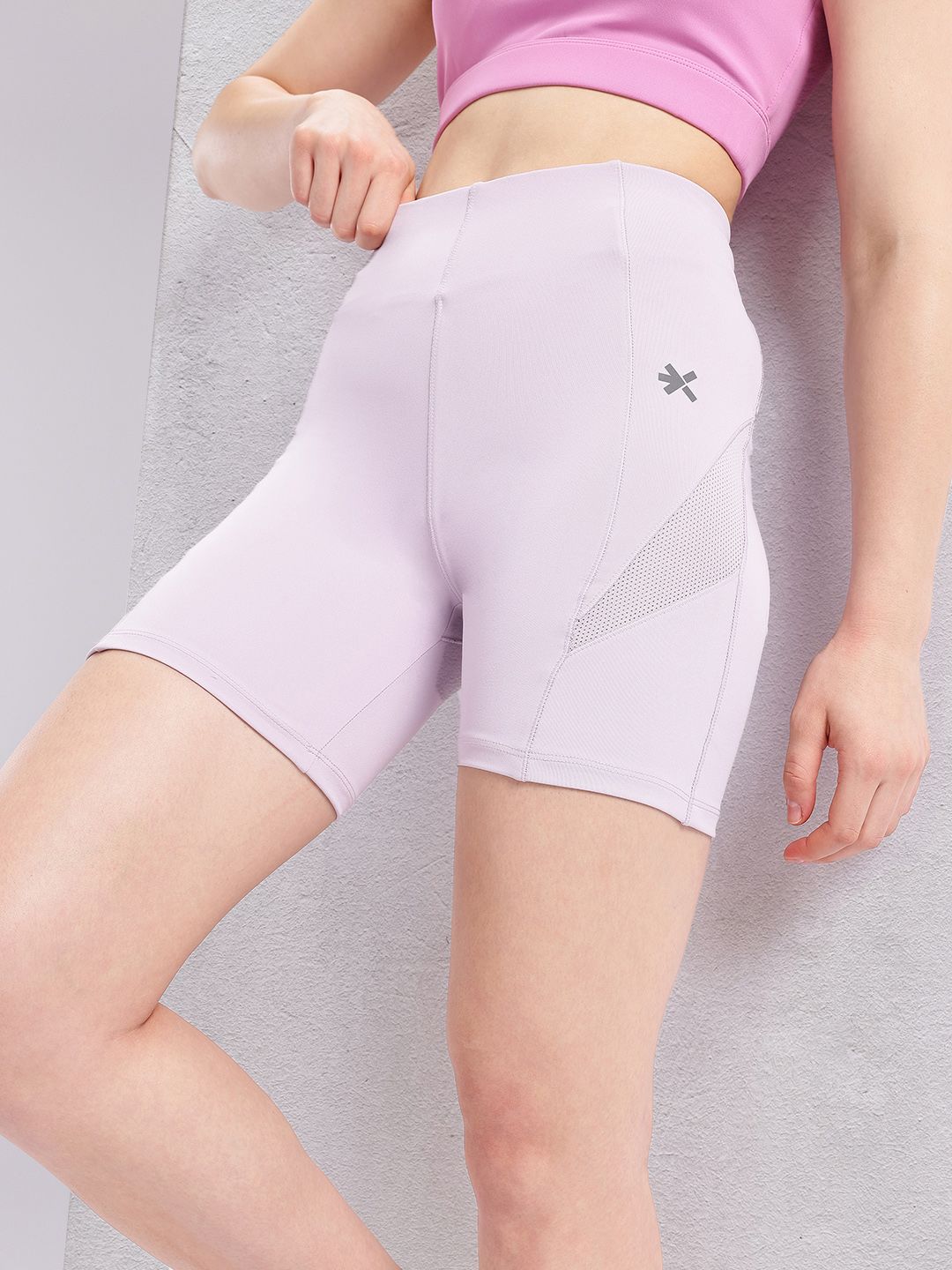 HRX by Hrithik Roshan Women Mid-Rise Above Knee Running Tights with Reflective Elements