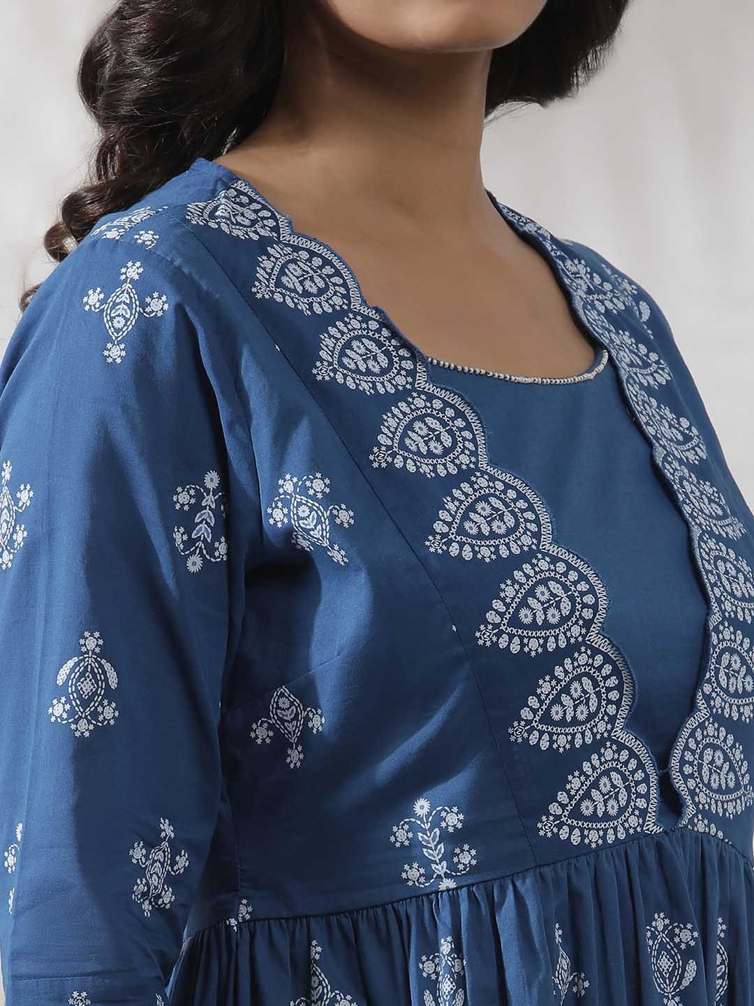 W Ethnic Motifs Printed Round Neck Pure Cotton Kurta & Trouser