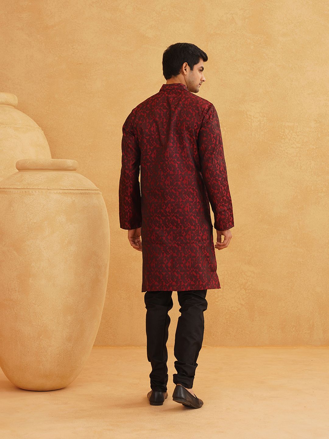 SOJANYA Men Maroon Woven Design Kurta Lurus